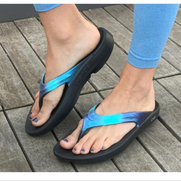 OOFOS Shoes - OOFOS Oolala Luxe Sandals sz 7 women